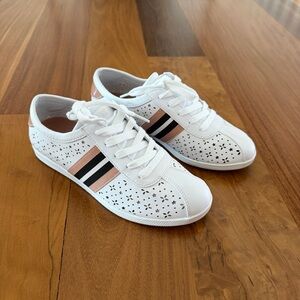 Nine West Ravens Lace Up Sneakers in White with Pink and Black Stripes